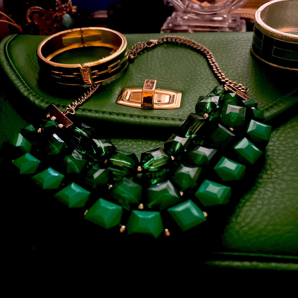 NECKLACE~Triple strand green beads. Lovely.